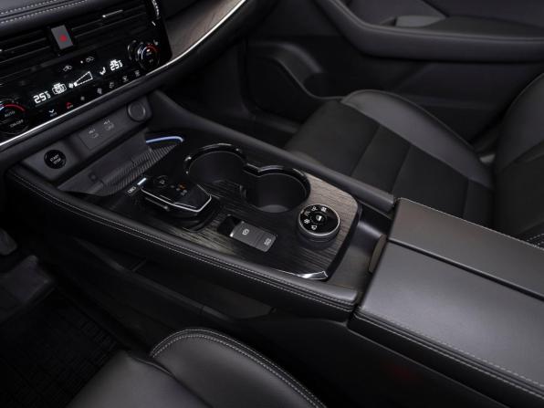 Nissan X-Trail IV с пробегом 2024 года, цена 4 700 000 рублей, 4085 км, внедорожник, Автокод Объявления