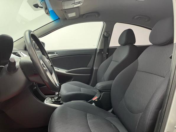Hyundai Solaris I с пробегом 2013 года, цена 739 000 рублей, 146000 км, седан, Автокод Объявления
