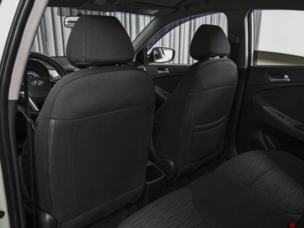 Hyundai Solaris I Рестайлинг с пробегом 2015 года, цена 1 050 000 рублей, 210396 км, седан, Автокод Объявления