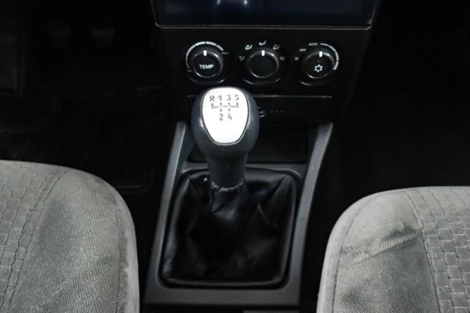 Lada (ВАЗ) Priora I с пробегом 2010 года, цена 329 000 рублей, 203000 км, хэтчбек, Автокод Объявления