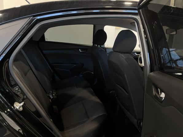 Hyundai Solaris II с пробегом 2019 года, цена 1 550 000 рублей, 95440 км, седан, Автокод Объявления
