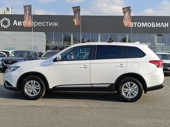 Mitsubishi Outlander III Рестайлинг 3 с пробегом 2021 года, цена 1 810 000 рублей, 99500 км, внедорожник, Автокод Объявления