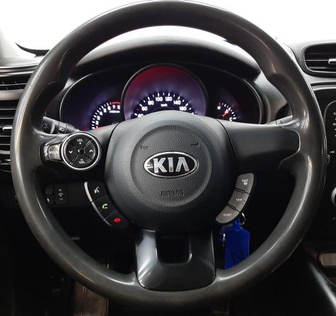 Kia Soul II Рестайлинг с пробегом 2018 года, цена 970 000 рублей, 271466 км, хэтчбек, Автокод Объявления
