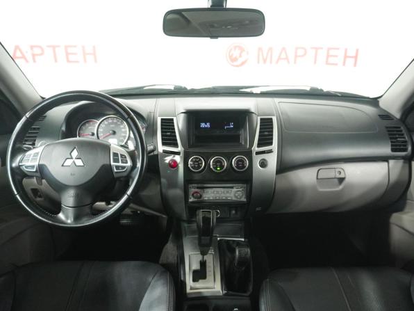 Mitsubishi Pajero Sport II Рестайлинг с пробегом 2014 года, цена 1 568 000 рублей, 298803 км, внедорожник, Автокод Объявления
