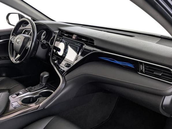 Toyota Camry VIII (XV70) с пробегом 2020 года, цена 2 725 000 рублей, 112991 км, седан, Автокод Объявления