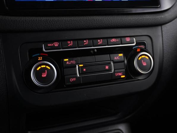 Volkswagen Tiguan I Рестайлинг с пробегом 2013 года, цена 999 324 рубля, 220030 км, внедорожник, Автокод Объявления