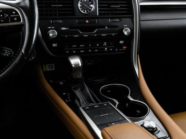Lexus RX IV Рестайлинг с пробегом 2020 года, цена 3 799 000 рублей, 227040 км, внедорожник, Автокод Объявления