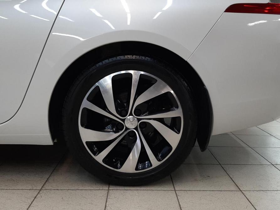 Peugeot 308 II Рестайлинг Москва  - изображение 12