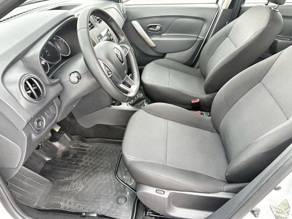 Renault Logan II Рестайлинг с пробегом 2019 года, цена 1 120 000 рублей, 61263 км, седан, Автокод Объявления