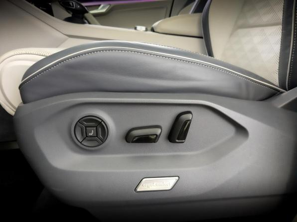 Volkswagen Touareg III с пробегом 2022 года, цена 7 600 000 рублей, 39500 км, внедорожник, Автокод Объявления