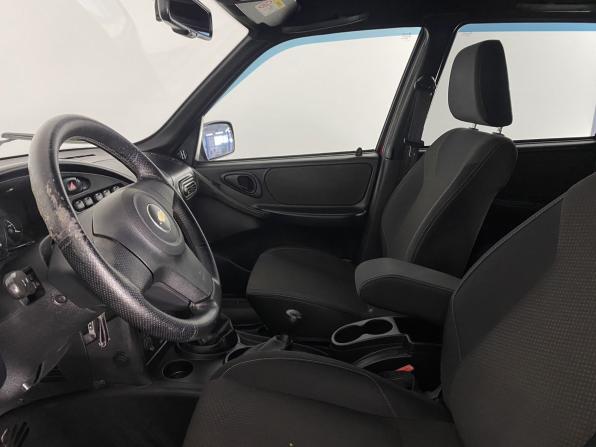 Chevrolet Niva I Рестайлинг с пробегом 2017 года, цена 730 000 рублей, 180956 км, внедорожник, Автокод Объявления