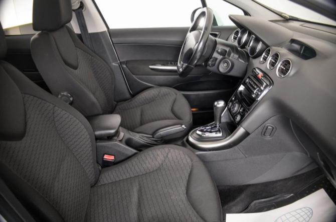 Peugeot 308 I Рестайлинг с пробегом 2011 года, цена 539 000 рублей, 220000 км, хэтчбек, Автокод Объявления