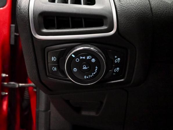 Ford Focus III с пробегом 2014 года, цена 820 000 рублей, 145125 км, седан, Автокод Объявления