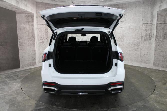 Geely Okavango I Рестайлинг с пробегом 2024 года, цена 2 645 000 рублей, 42514 км, внедорожник, Автокод Объявления