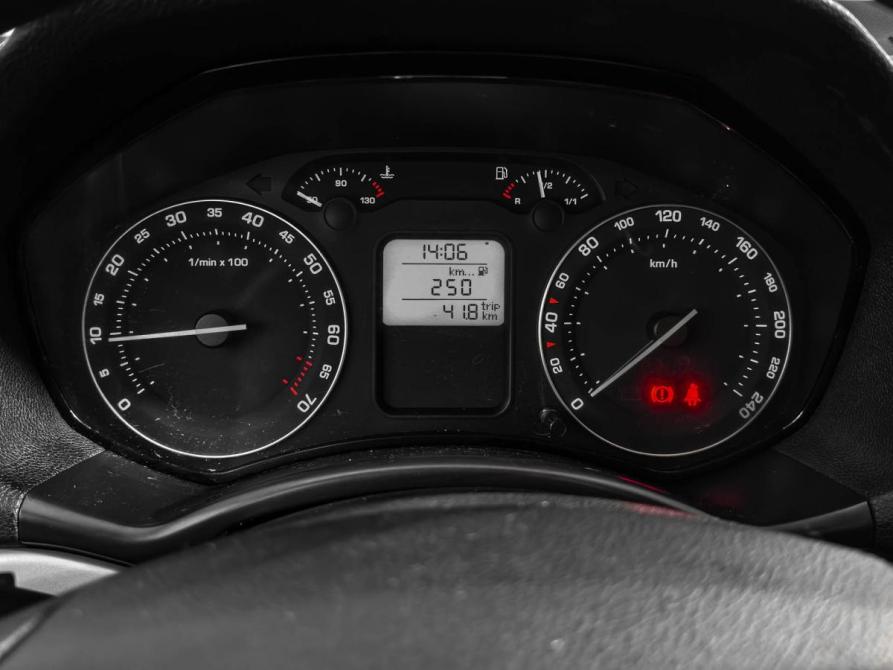 Skoda Octavia II (A5) Санкт-Петербург  - изображение 17