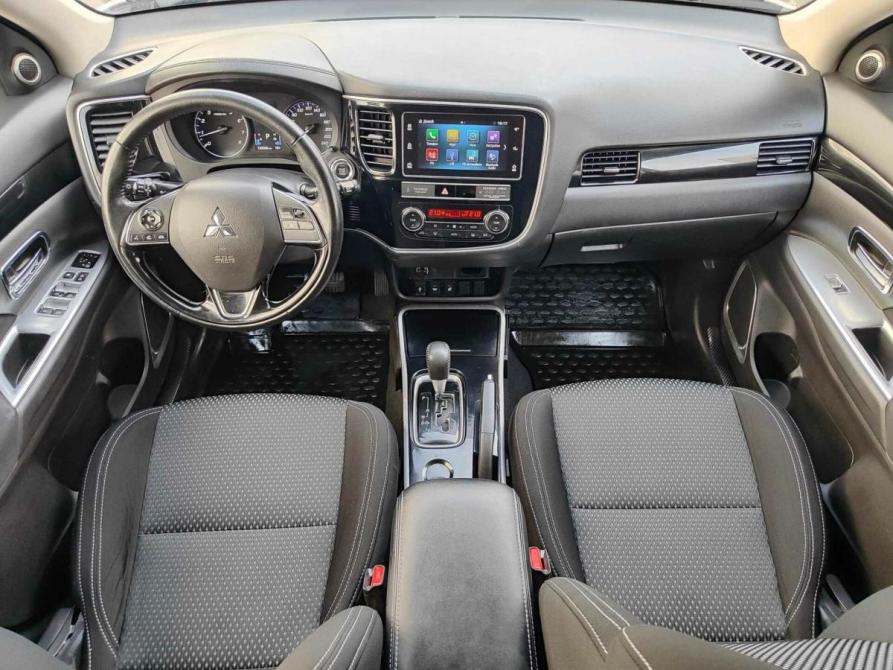 Mitsubishi Outlander III Рестайлинг 3 Санкт-Петербург  - изображение 17
