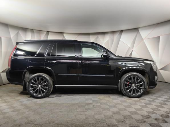 Cadillac Escalade IV с пробегом 2017 года, цена 4 760 000 рублей, 124107 км, внедорожник, Автокод Объявления