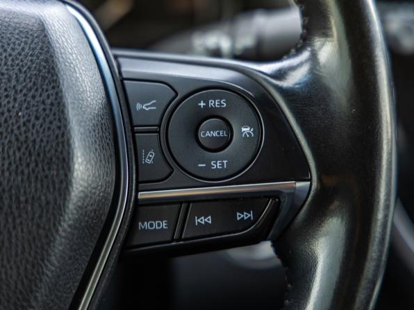 Toyota Camry VIII (XV70) с пробегом 2019 года, цена 2 798 000 рублей, 138482 км, седан, Автокод Объявления