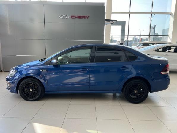 Volkswagen Polo V Рестайлинг с пробегом 2018 года, цена 1 099 000 рублей, 251109 км, седан, Автокод Объявления