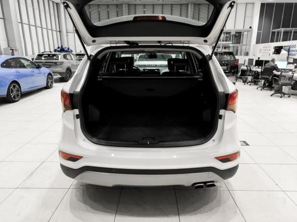 Hyundai Santa Fe III Рестайлинг с пробегом 2015 года, цена 1 850 000 рублей, 137047 км, внедорожник, Автокод Объявления