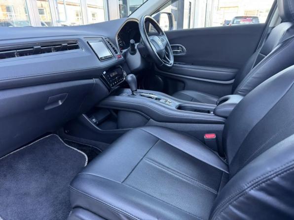Honda Vezel I с пробегом 2014 года, цена 1 596 000 рублей, 108592 км, внедорожник, Автокод Объявления