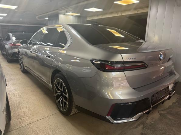 BMW 7 серии VII (G70) с пробегом 2024 года, цена 13 600 000 рублей, 13815 км, седан, Автокод Объявления