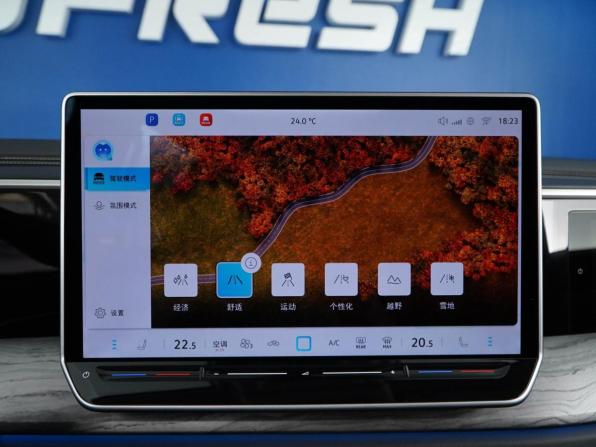 Volkswagen Talagon I Рестайлинг с пробегом 2025 года, цена 5 600 444 рубля, 8536 км, внедорожник, Автокод Объявления