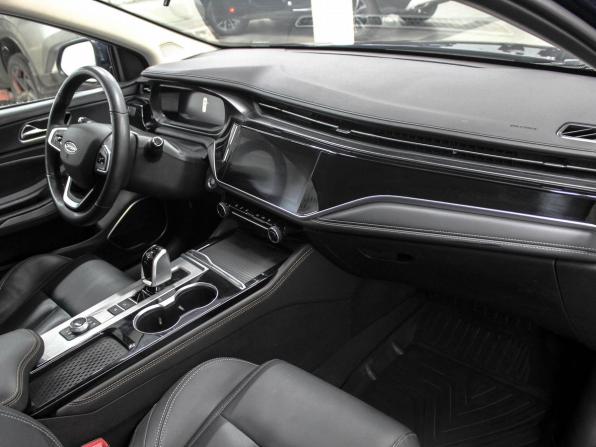 Omoda S5 с пробегом 2023 года, цена 1 729 900 рублей, 30000 км, седан, Автокод Объявления