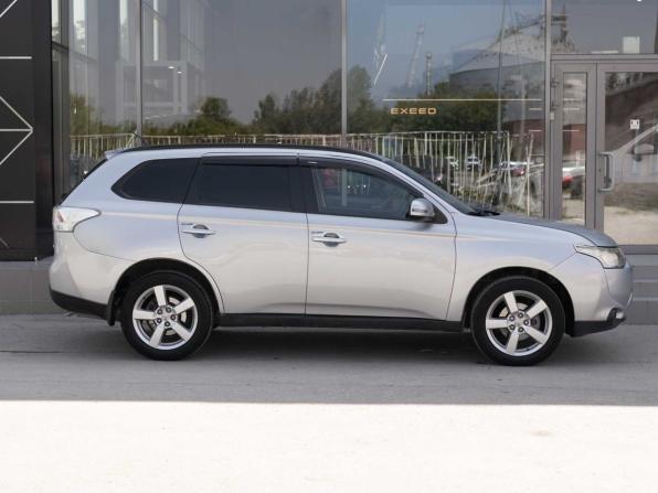 Mitsubishi Outlander III с пробегом 2012 года, цена 1 040 000 рублей, 134760 км, внедорожник, Автокод Объявления