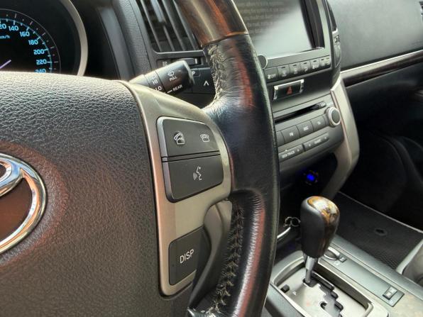 Toyota Land Cruiser 200 Series с пробегом 2008 года, цена 2 199 000 рублей, 366000 км, внедорожник, Автокод Объявления