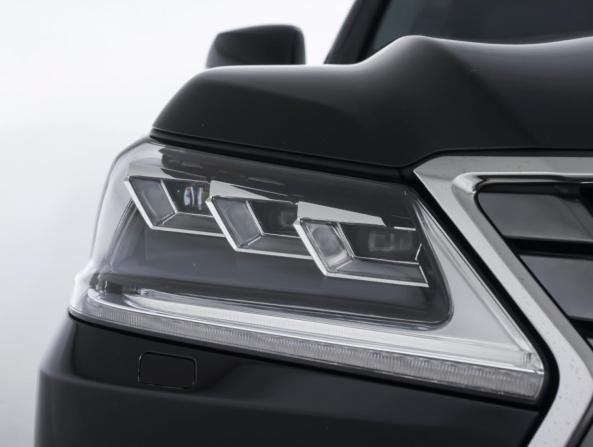 Lexus LX III Рестайлинг 2 с пробегом 2019 года, цена 7 600 000 рублей, 142000 км, внедорожник, Автокод Объявления