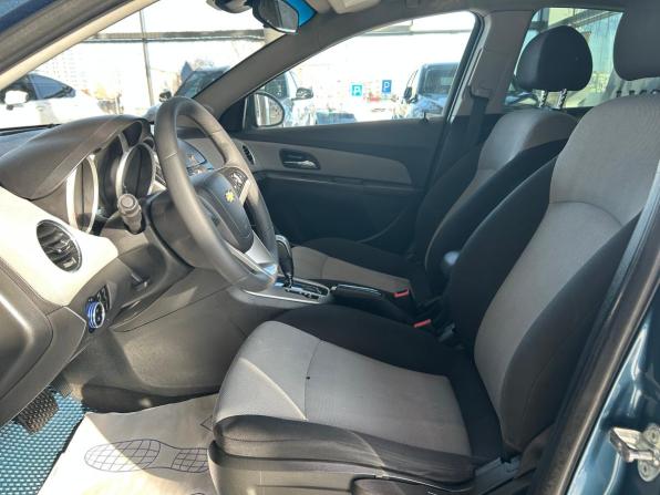 Chevrolet Cruze I Рестайлинг с пробегом 2013 года, цена 645 000 рублей, 256806 км, седан, Автокод Объявления