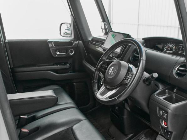 Honda N-BOX II с пробегом 2019 года, цена 1 210 000 рублей, 77411 км, минивэн, Автокод Объявления