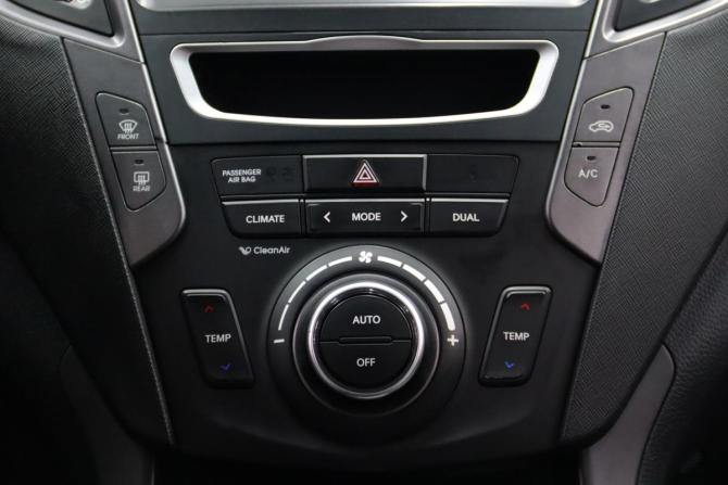 Hyundai Santa Fe III с пробегом 2013 года, цена 1 695 950 рублей, 205040 км, внедорожник, Автокод Объявления