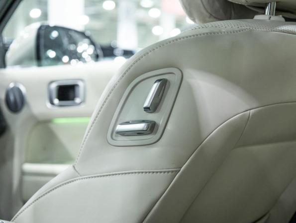 Li Auto (Lixiang) L8 I с пробегом 2022 года, цена 6 250 000 рублей, 4530 км, внедорожник, Автокод Объявления
