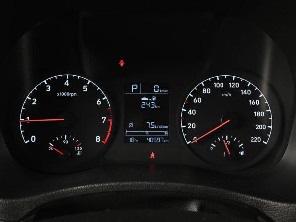 Hyundai Solaris II с пробегом 2020 года, цена 1 640 000 рублей, 40597 км, седан, Автокод Объявления