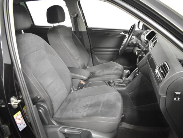 Volkswagen Tiguan II с пробегом 2018 года, цена 3 814 900 рублей, 91797 км, внедорожник, Автокод Объявления