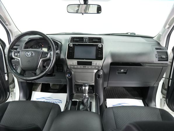 Toyota Land Cruiser Prado 150 Series Рестайлинг 2 с пробегом 2018 года, цена 4 800 000 рублей, 75000 км, внедорожник, Автокод Объявления