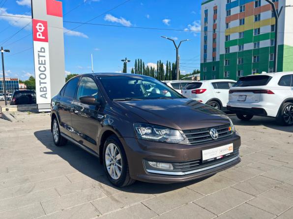 Volkswagen Polo V Рестайлинг с пробегом 2018 года, цена 1 352 500 рублей, 141940 км, седан, Автокод Объявления