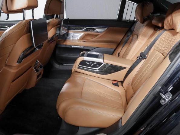 BMW 7 серии VI (G11/G12) с пробегом 2016 года, цена 4 490 000 рублей, 38911 км, седан, Автокод Объявления