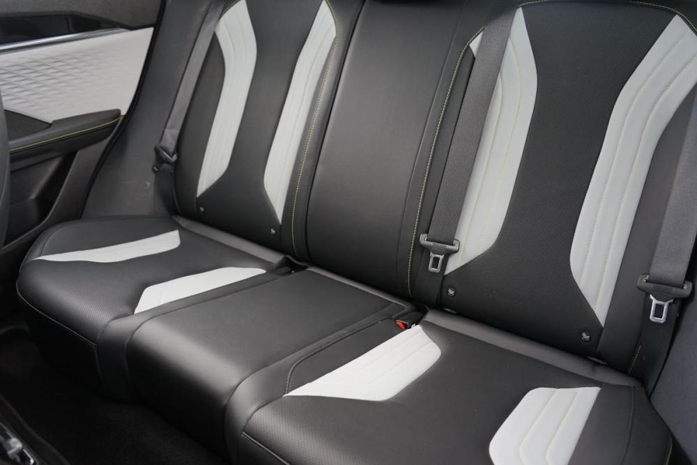 Geely Coolray I Рестайлинг Крым  - изображение 10
