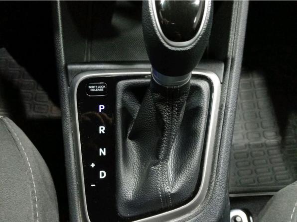 Hyundai Solaris II с пробегом 2020 года, цена 1 462 000 рублей, 79759 км, седан, Автокод Объявления