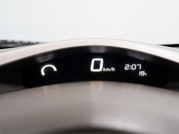 Nissan Leaf I (ZE0/AZE0) с пробегом 2012 года, цена 660 000 рублей, 114150 км, хэтчбек, Автокод Объявления