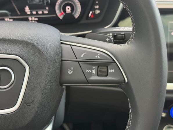 Audi Q3 II (F3) с пробегом 2026 года, цена 3 850 000 рублей, 10 км, внедорожник, Автокод Объявления