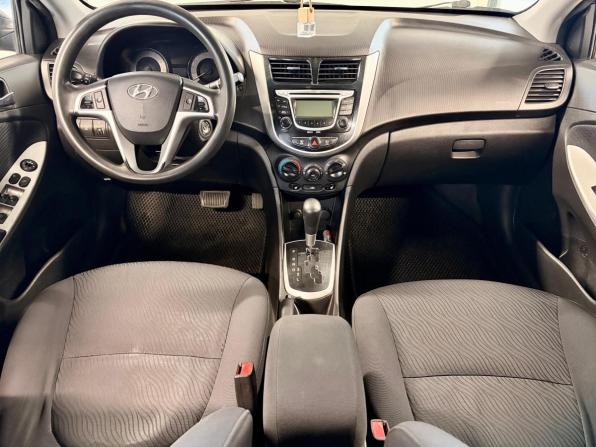 Hyundai Solaris I с пробегом 2011 года, цена 663 000 рублей, 184774 км, седан, Автокод Объявления