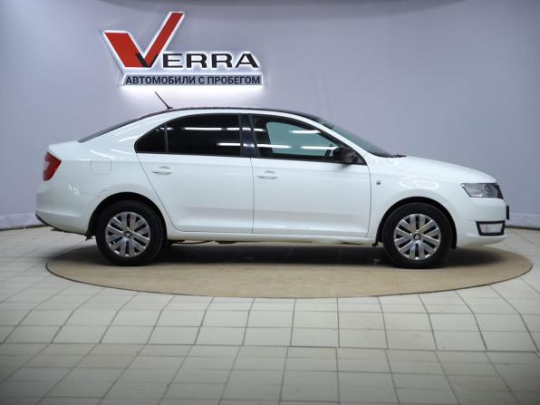 Skoda Rapid I с пробегом 2016 года, цена 950 000 рублей, 147582 км, лифтбек, Автокод Объявления