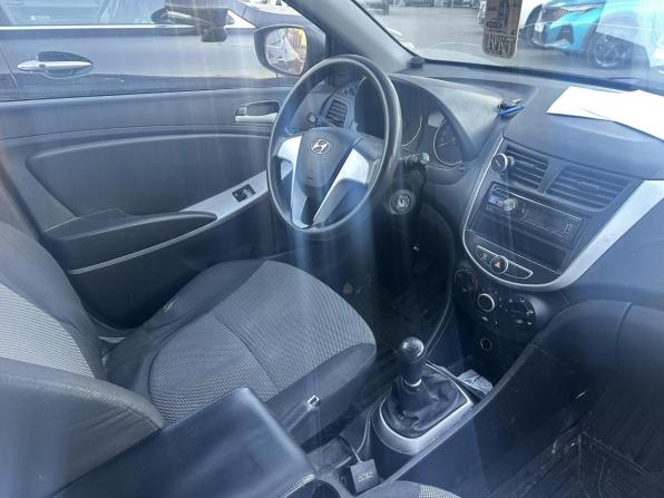 Hyundai Solaris I с пробегом 2012 года, цена 535 000 рублей, 136263 км, седан, Автокод Объявления