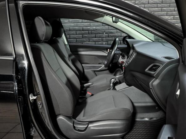 Hyundai Solaris II с пробегом 2019 года, цена 1 490 000 рублей, 128778 км, седан, Автокод Объявления