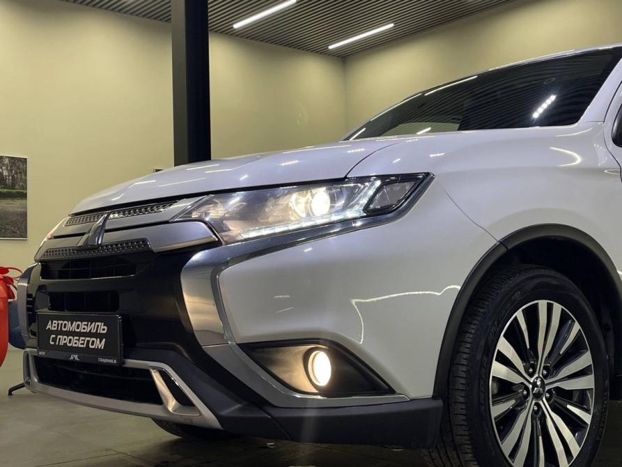 Mitsubishi Outlander III Рестайлинг 3 Новосибирск  - изображение 9
