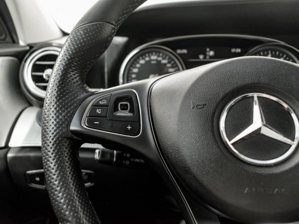 Mercedes-Benz E-Класс V (W213 S213 C238) с пробегом 2016 года, цена 2 480 000 рублей, 154112 км, седан, Автокод Объявления